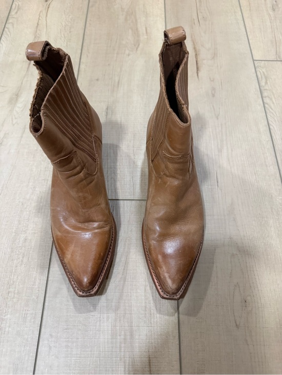 Frye Shoes - Frye Sache Chelsea Size 8